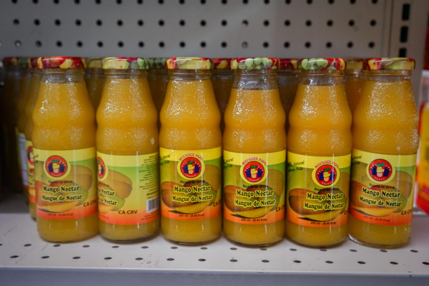 Jugo Mounsier de Mango 250 ml (8.45 fl oz)
